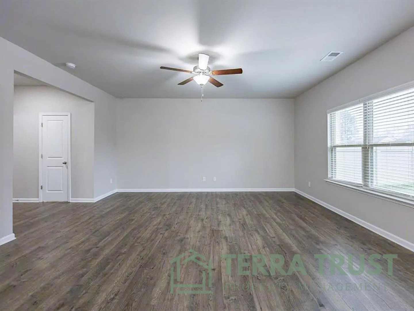 1029 Harlow Hill Ct — Photo 2