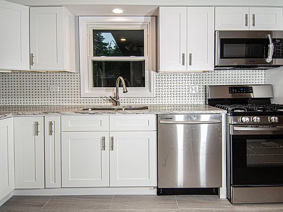 3rd image of 235 E 168th Pl