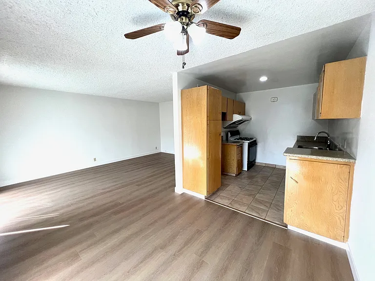 Arcadia Manor — Photo 7
