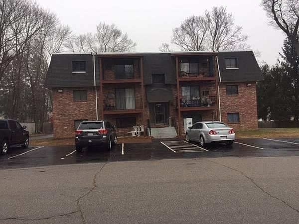 1st image of 3 Cassidy Ln APT 6