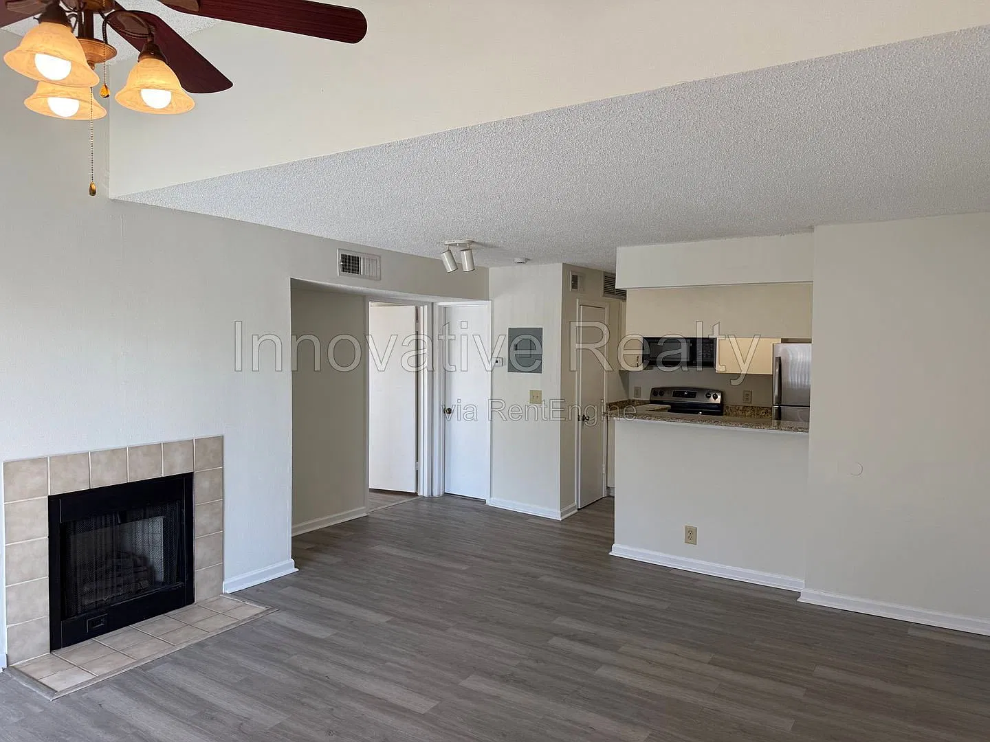 1 bed, 1.0 bath, 644 sqft, $1,350 — Photo 4