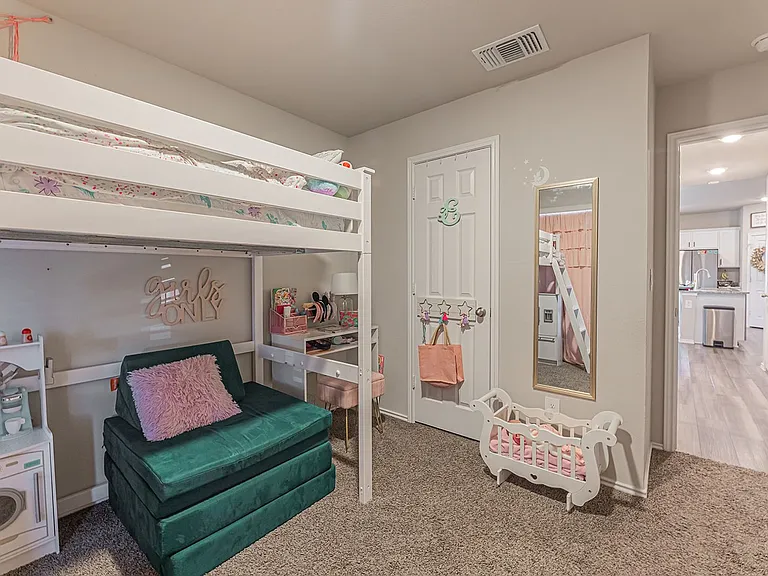 2306 Aylesbury Dr — Photo 14