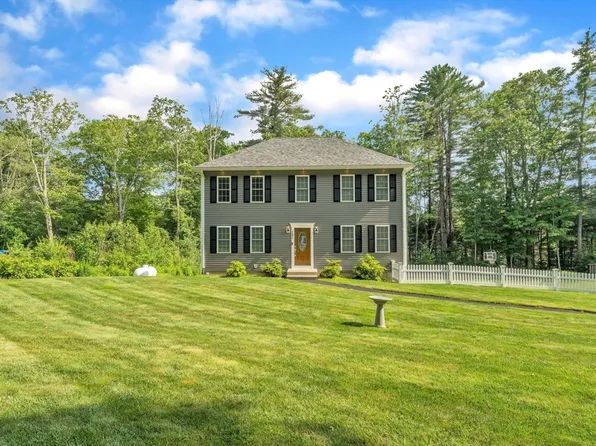 121 Adams Rd, East Brookfield, MA 01515
