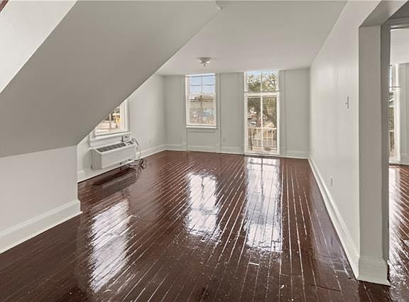 5th image of 3402 Dryades St APT C