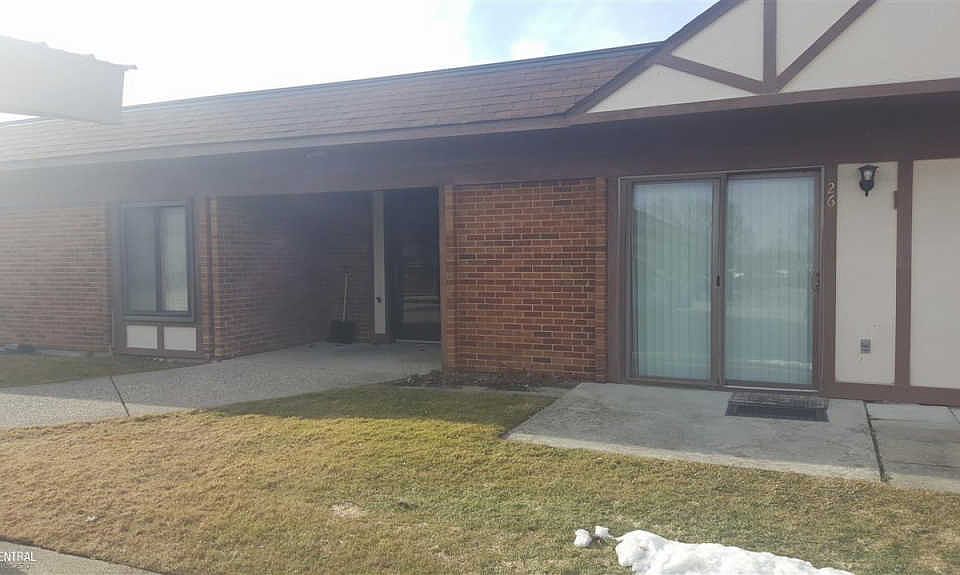 1st image of 29900 Grand Oaks Dr APT 32