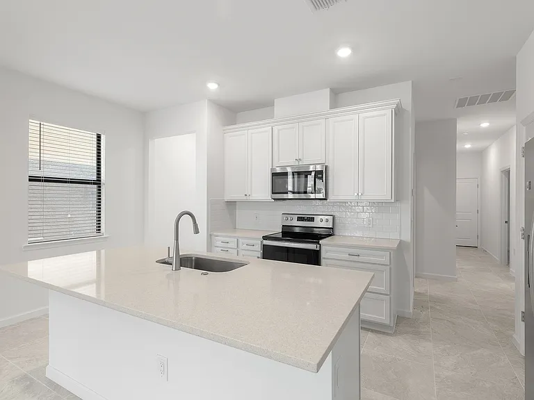 5766 Silverside Pine Ct — Photo 9