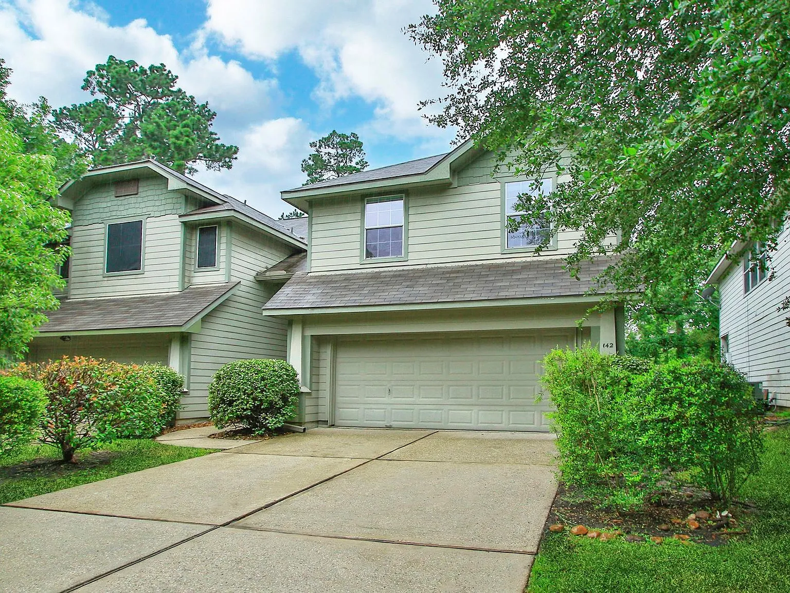 3 bed, 2.5 bath, 1708 sqft, $1,900 — Photo 2
