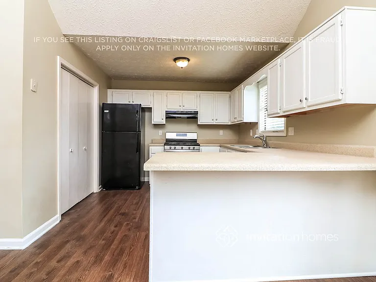 1784 Blanche Dr — Photo 11