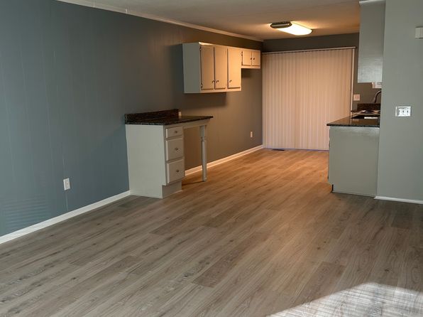 33 Phillips Dr APT B