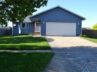 200 W Holly St, Tea, SD 57064