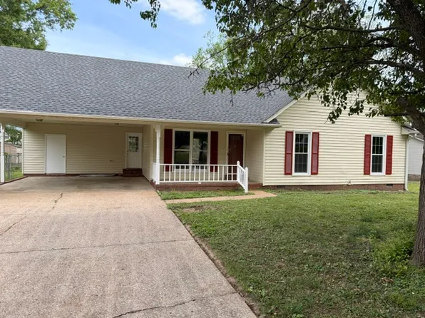 16 Denwood Dr, Jackson, TN 38305