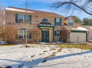 7815 Winding Creek Dr, Indianapolis, IN