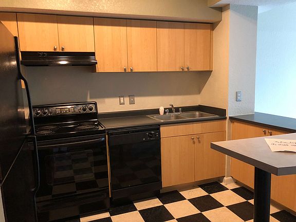5th image of 520 S Armenia Ave Unit 1236