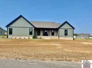 227 Mallard Cv, Mayfield, KY 42066