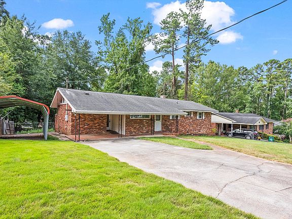 4th image of 1413 Waccamaw Dr