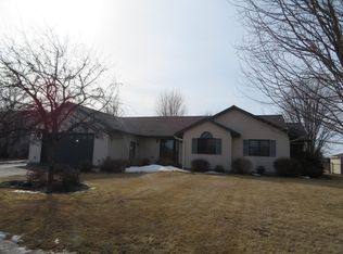 1408 Nicklaus Dr, Merrill, WI 54452