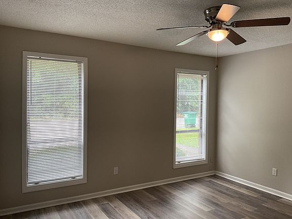 5th image of 1546 Hamilton Dr #101