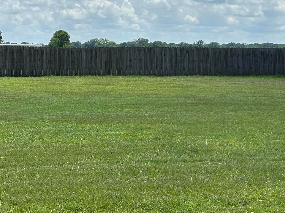 2nd image of 5 Delcambre Rd