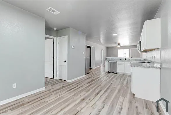 2321 Terrace Dr #D — Photo 15