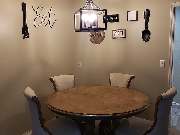 1508 Glenbrook Dr — Photo 1
