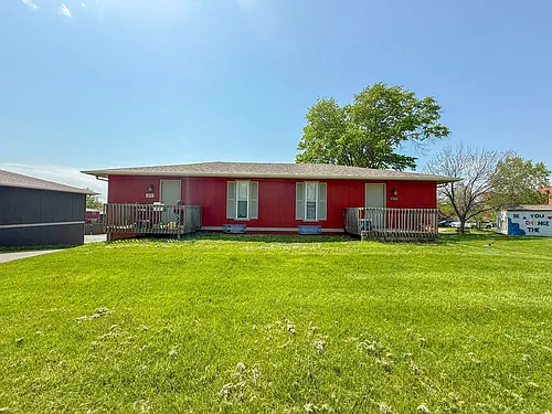215 N West Blvd Photo 1