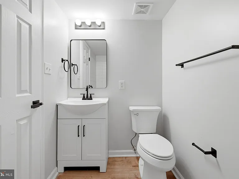 8972 Benchmark Ln — Photo 39