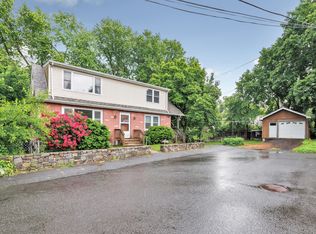 9 Addison St, Ansonia, CT 06401
