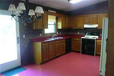 3rd image of 1272 Tupelo Ln