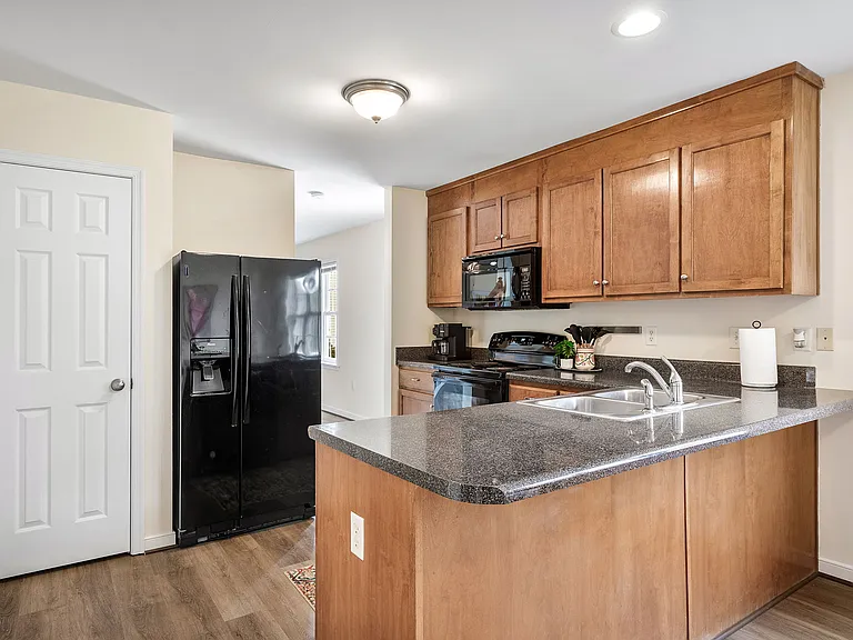 1200 Bon Air Crest Pl — Photo 8