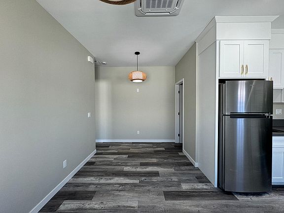 5th image of 819 Georgia St #2
