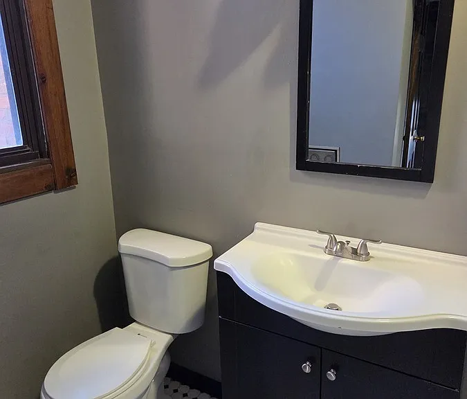 343 S Pearl St — Photo 7