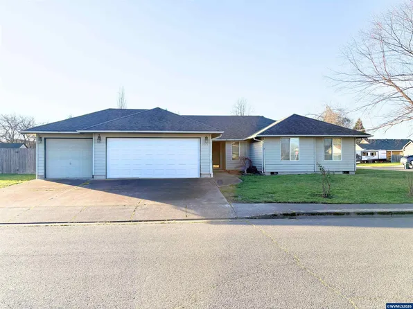 1515 Bentley St E, Monmouth, OR 97361