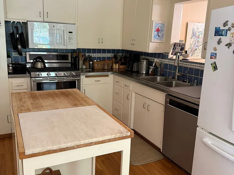 3085 Mar Vista Dr — Photo 10