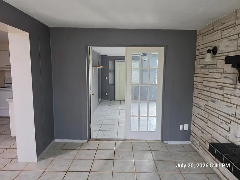 3241 Briar Cliff Dr — Photo 10