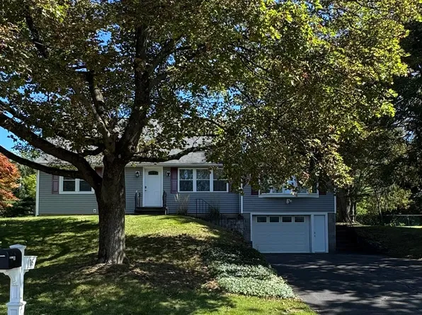 16 Sunset Avenue, Troy, NY 12180