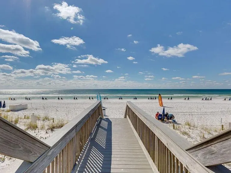 157 Sandy Cay Dr — Photo 45