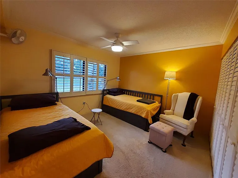 1403 Arrowhead Cir W #13-E — Photo 22