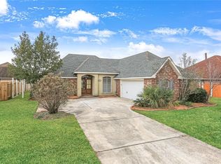 98 Bamboo Rd, La Place, LA 70068