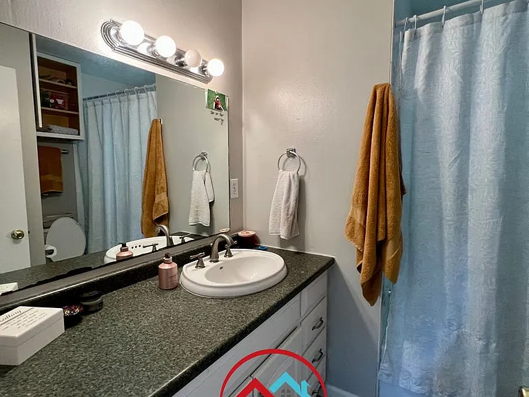 1007 N Lbj Dr — Photo 15