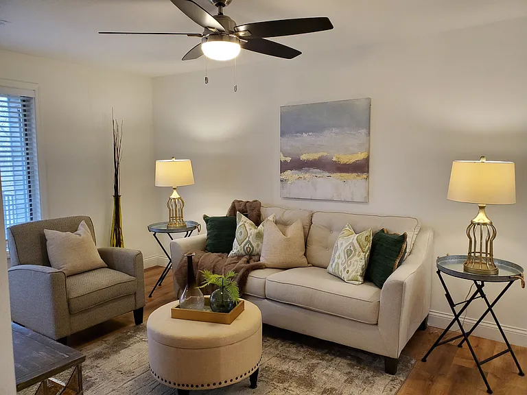 Woodchase Apartments — Photo 23