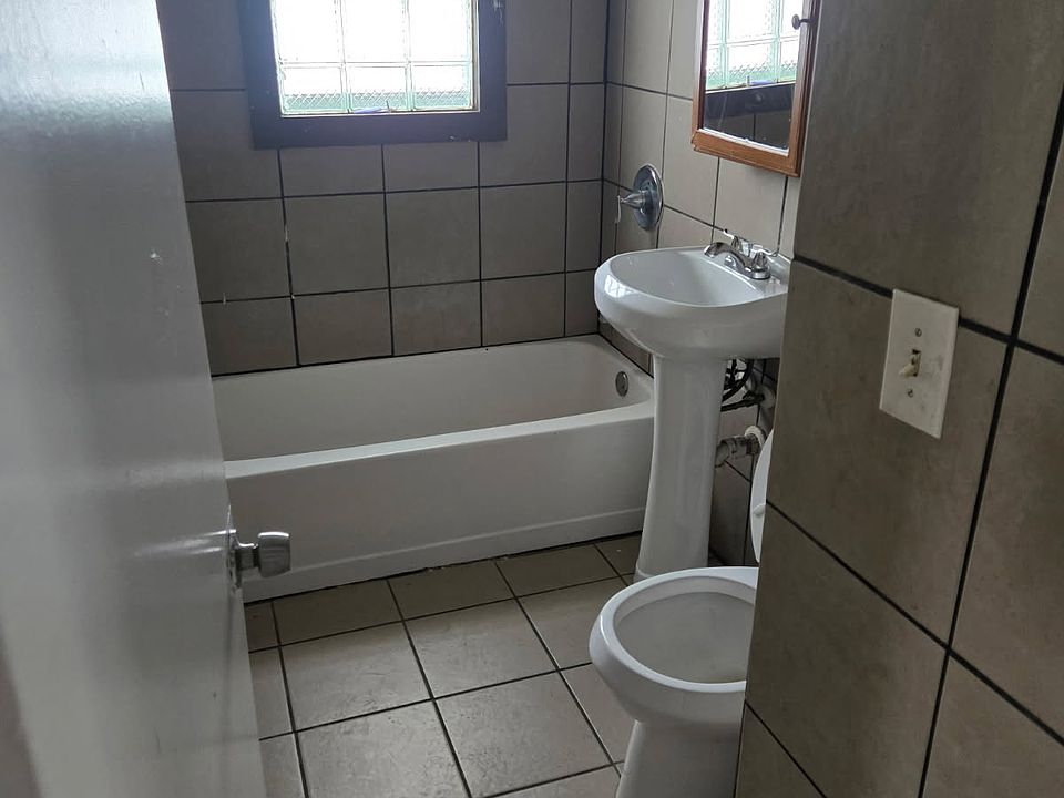 2nd image of 5450 N 92nd St #5450