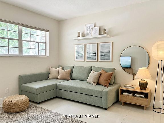 4th image of 2204 NE 36th Street #26