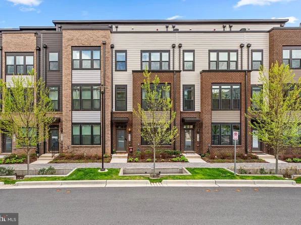 8178 Red Hook St, Rockville, MD 20855