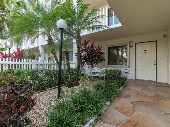7351 Kinghurst Drive #108, Delray Beach, FL 33446