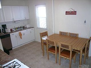 3rd image of 99 Elizabeth St