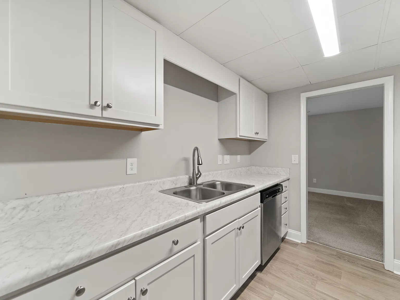 3 bed, 2.5 bath, 1584 sqft, $1,650 — Photo 4