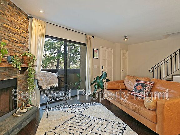 4th image of 1680 N Coast Highway 101 Unit 3