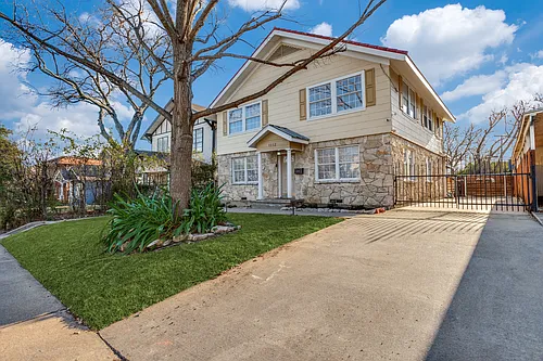 1112 Kings Hwy Photo 1