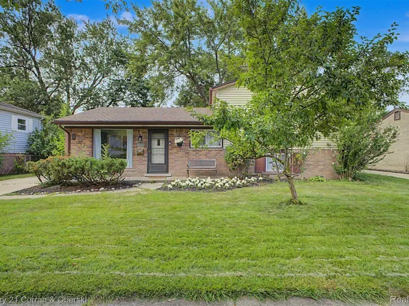 33223 Lynx St, Westland, MI 48185