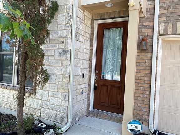 3rd image of 11925 Timber Heights Dr
